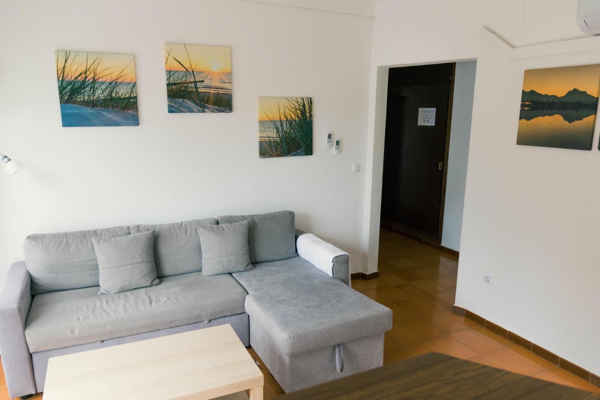 Apartaments Falco Llança Εξωτερικό φωτογραφία